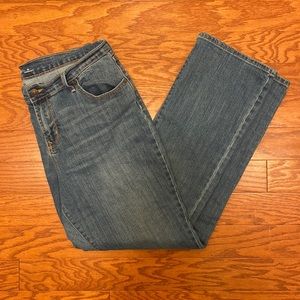 SHORT Old Navy Bootcut Jeans